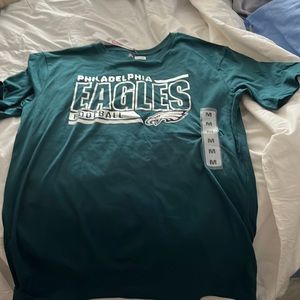 Philadelphia Eagles men’s medium tshirt brand new
